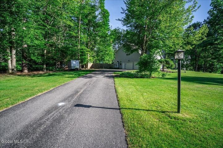 38 Greylock Drive, Wilton, NY, photo 3
