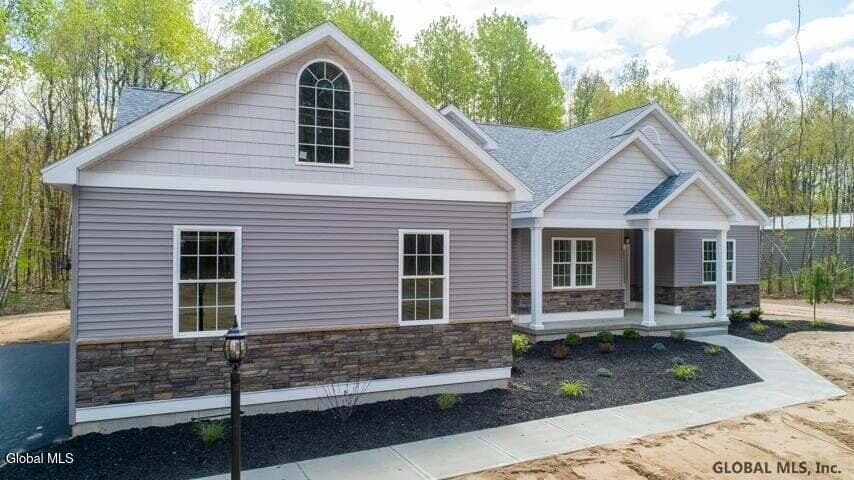 617 KINNS Road, Clifton Park, NY
