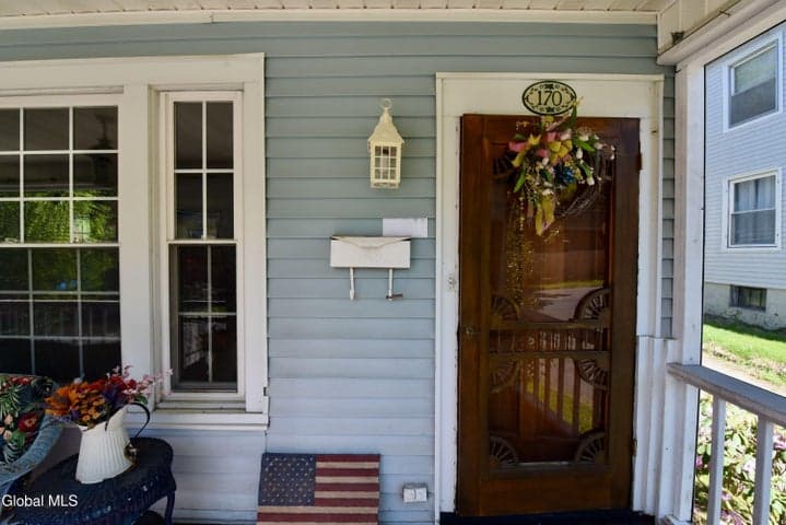168-170 Brookside Avenue, Amsterdam, NY, photo 5