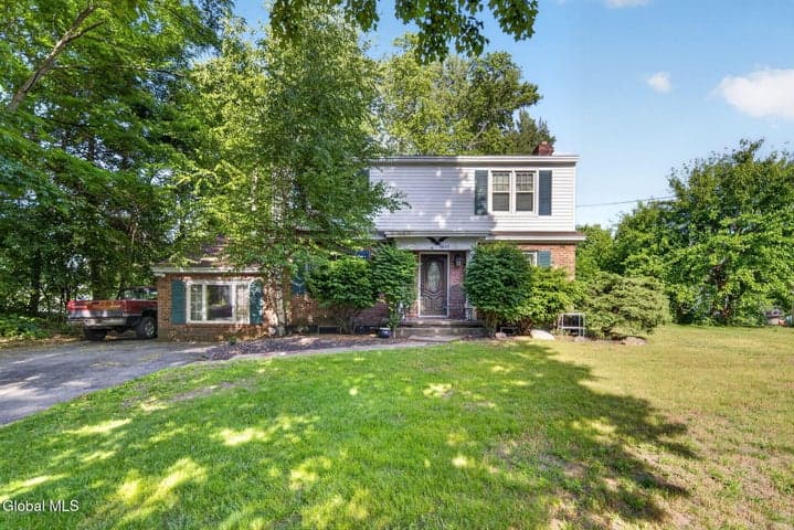2232 Balltown Road, Niskayuna, NY, photo 1