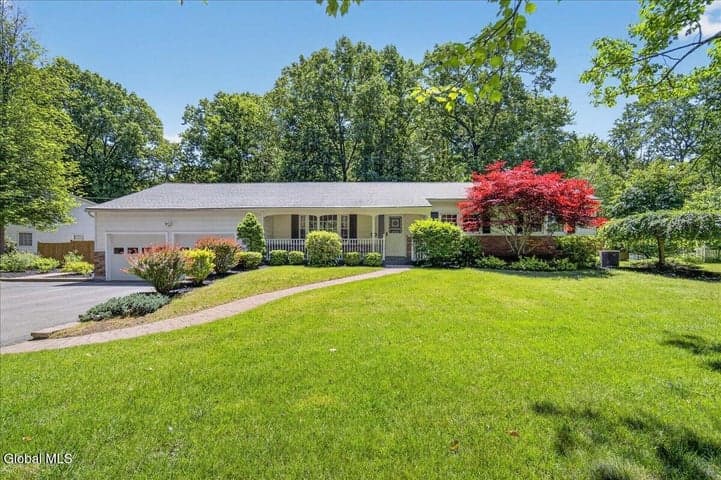 21 Woodstead Road, Ballston, NY, photo 1