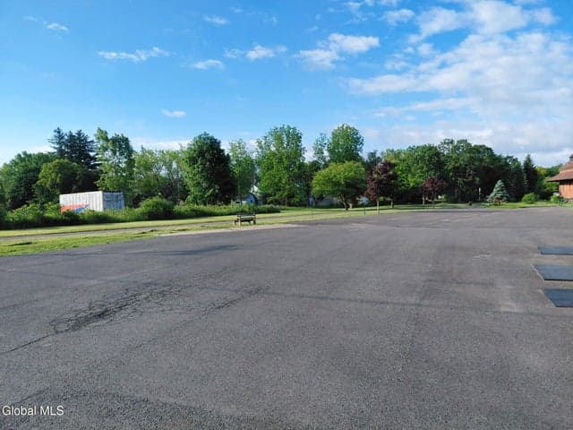 402 N Perry Street, Johnstown, NY, photo 4