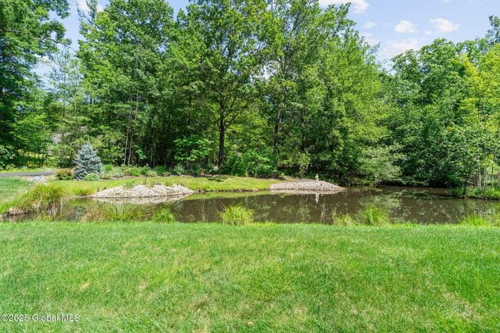 9 Spruce Run, East Greenbush, NY, photo 4