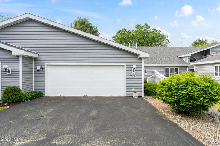 46 Lyon Court, Queensbury, NY, photo 2
