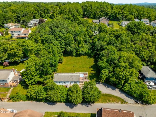 52 Warsaw Avenue, Mechanicville, NY, photo 3