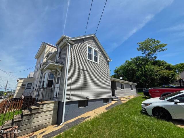 512 East Street, Rensselaer, NY, photo 2