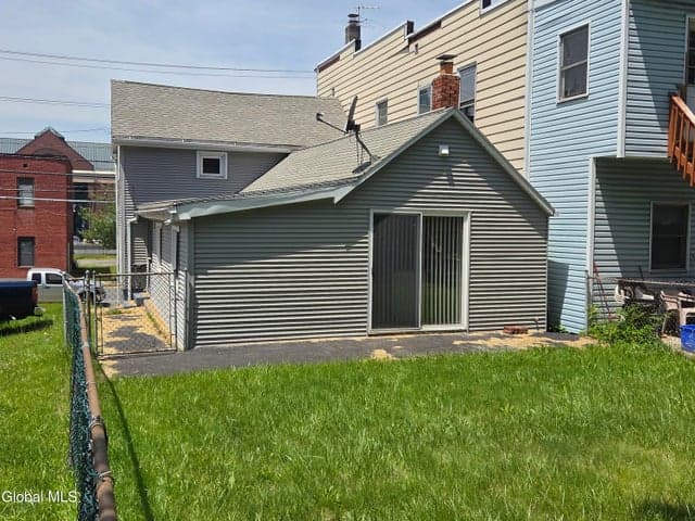 512 East Street, Rensselaer, NY, photo 3