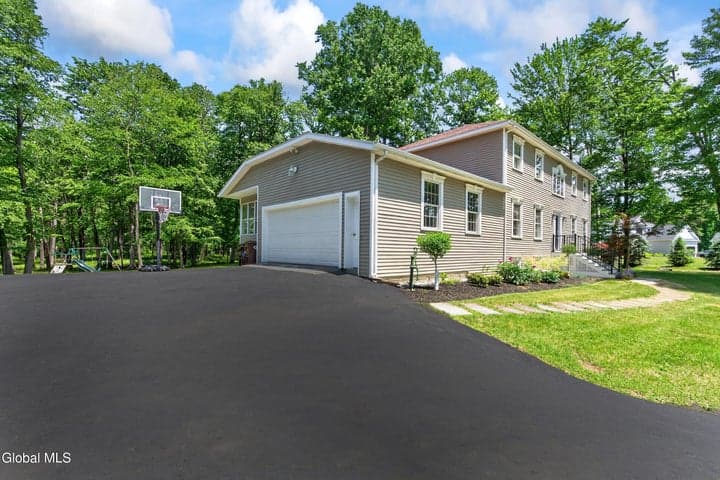 267 Bender Lane, Bethlehem, NY, photo 5