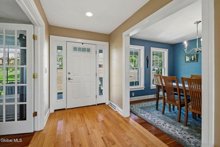 22 Kling Terrace, Voorheesville, NY, photo 3