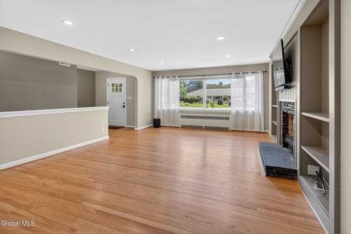 10 Willo Lane, Colonie, NY, photo 4