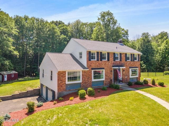 24 Conifer Drive, Ballston, NY, photo 3
