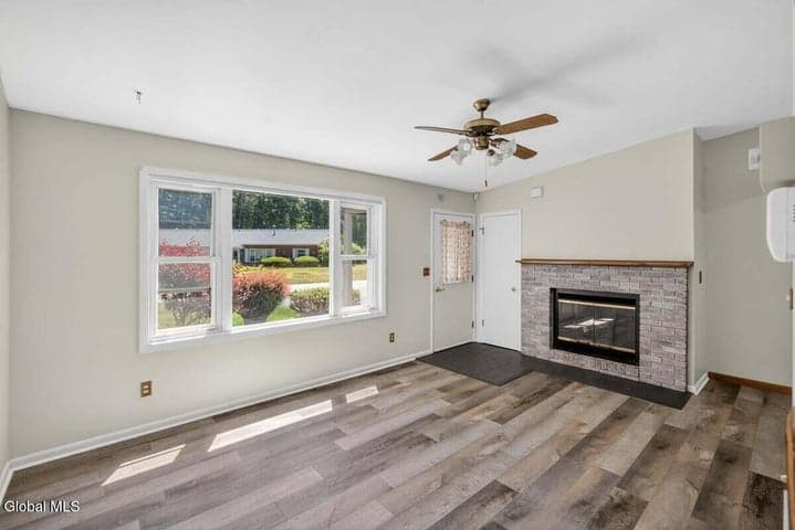 2B Deer Creek, Clifton Park, NY, photo 5