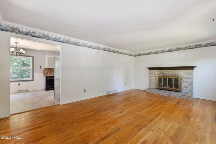 9 Florence Avenue, Charlton, NY, photo 3