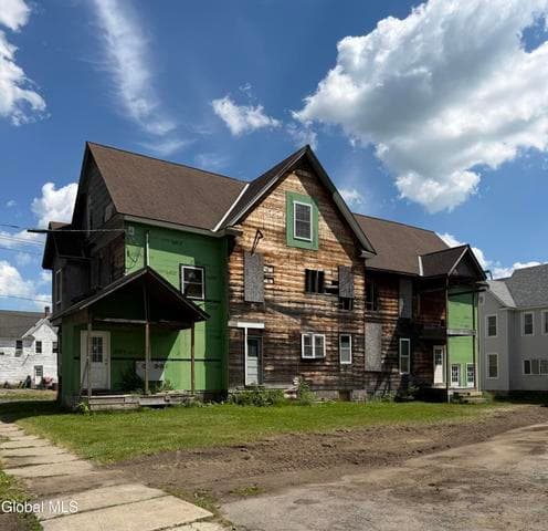 21 North Street, Gloversville, NY, photo 2