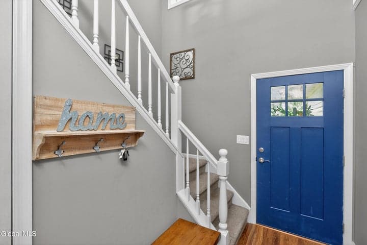 62 Commonwealth Drive, Bethlehem, NY, photo 5