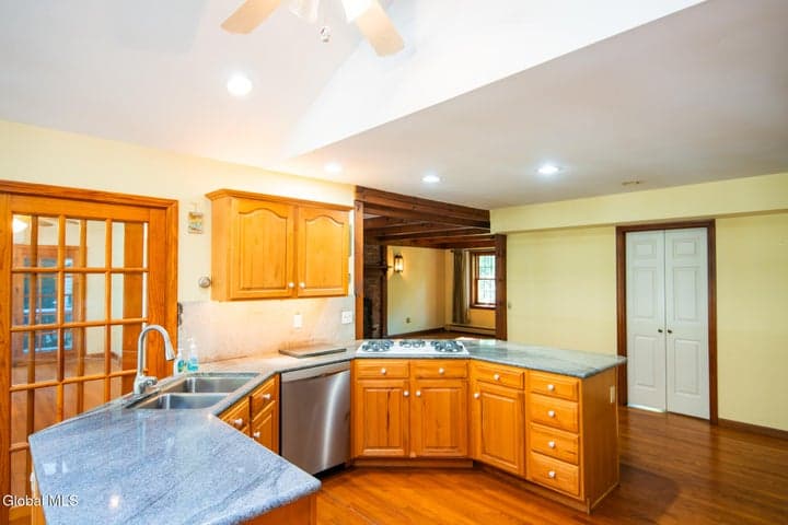 20 Lantern Hill Road, Queensbury, NY, photo 5