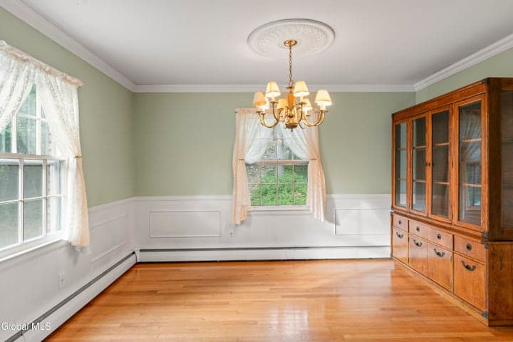 193 Pine Ridge Drive, Guilderland, NY, photo 3