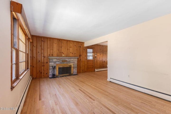 8 Oak Drive, Guilderland, NY, photo 4