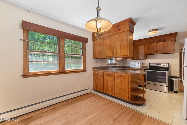 8 Oak Drive, Guilderland, NY, photo 5