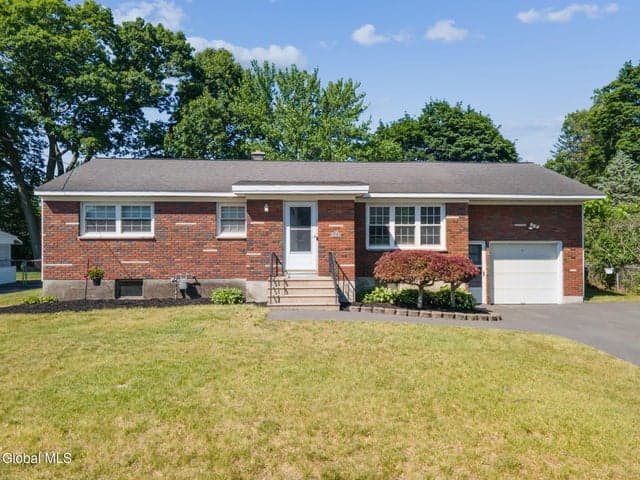 1136 Butler Street, Rotterdam, NY, photo 1