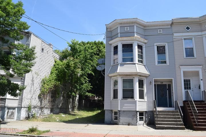 69 Dana Avenue, Albany, NY