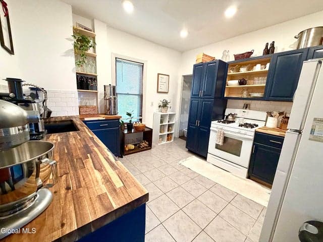 85 S Judson Street, Gloversville, NY, photo 2