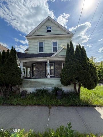 312 Division Street, Amsterdam, NY