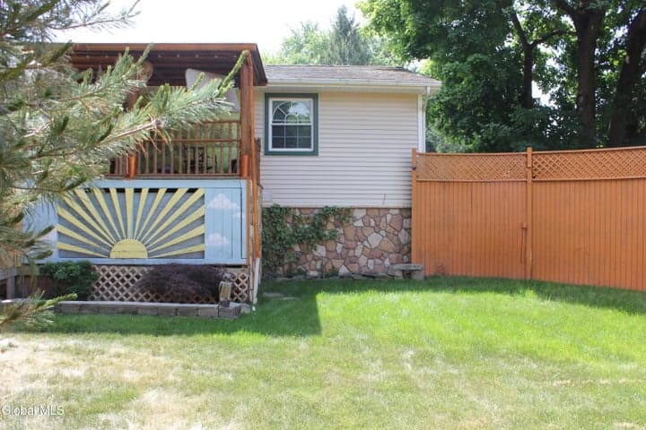 4 Mari Nol Circle, Clifton Park, NY, photo 2