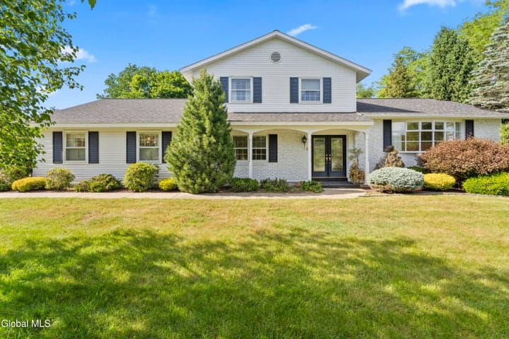 39 Glenridge Road, Glenville, NY, photo 1
