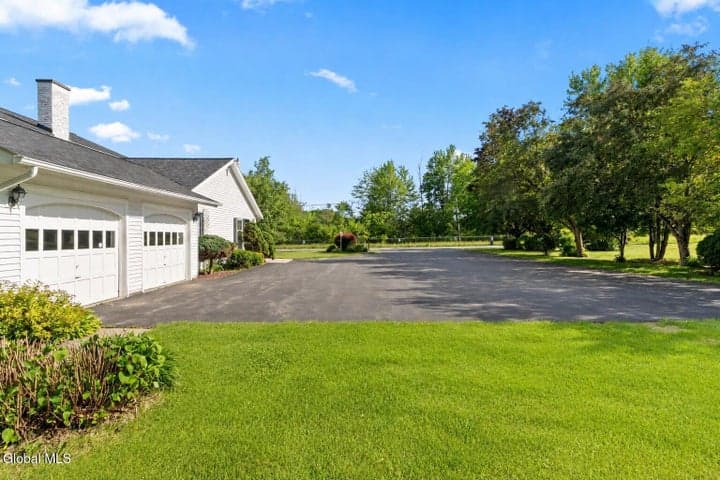 39 Glenridge Road, Glenville, NY, photo 3