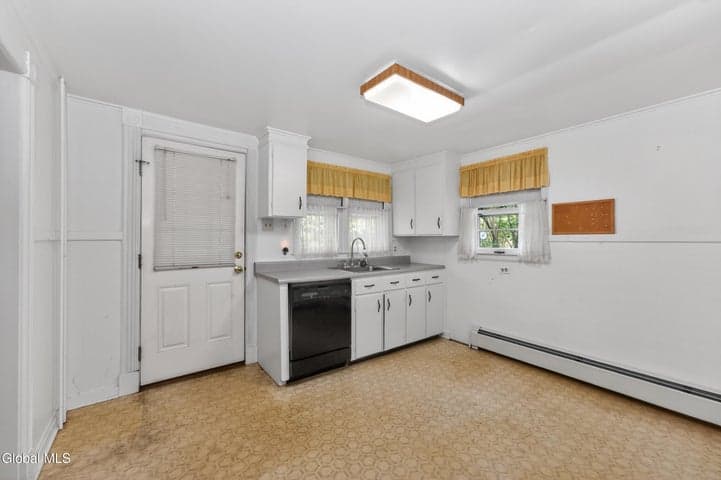57 Willowbrook Avenue, Bethlehem, NY, photo 5