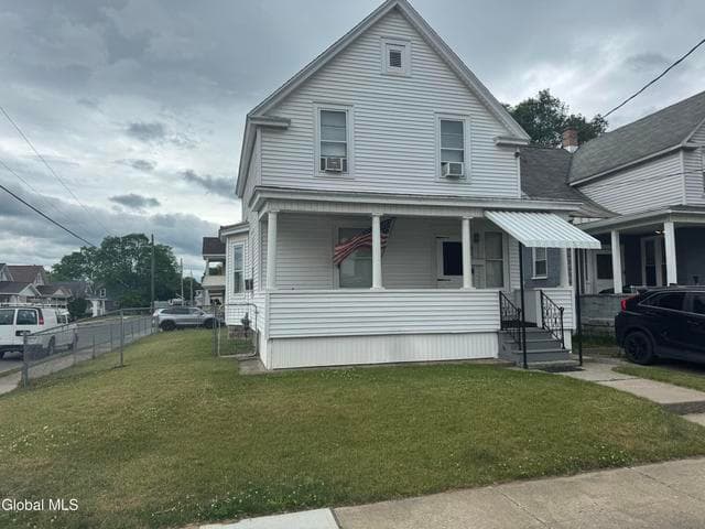 876 Thompson Street, Schenectady, NY