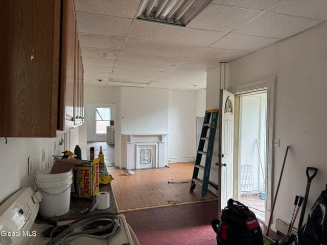 301 5th Avenue, Troy, NY, photo 5