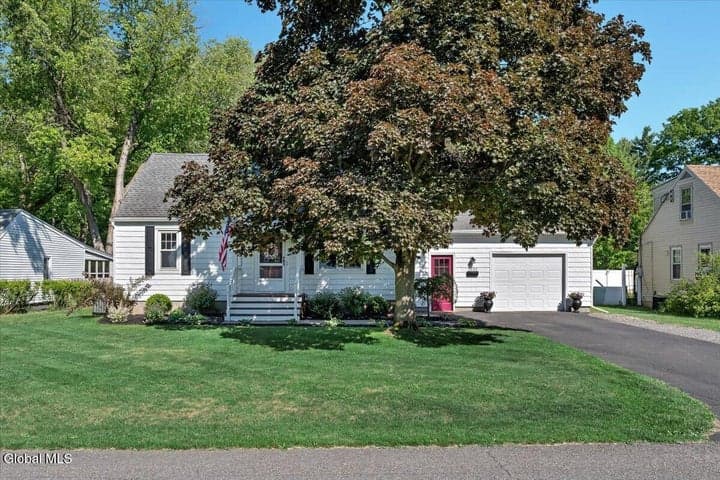 3025 Evelyn Drive, Schenectady, NY, photo 2