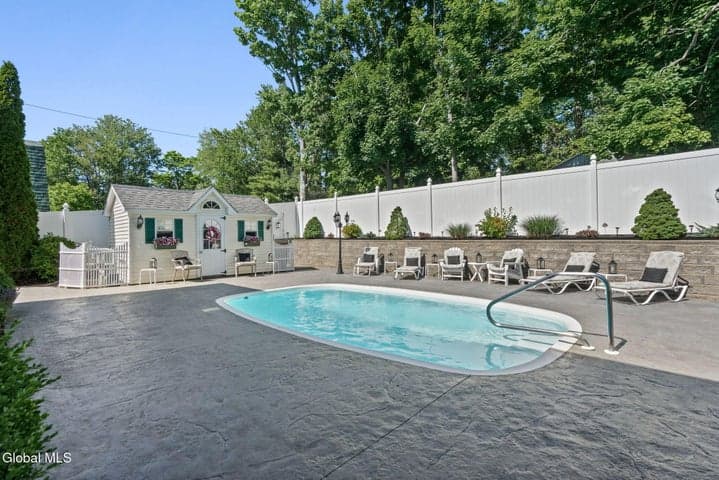 52 Troy Avenue, Wynantskill, NY, photo 4