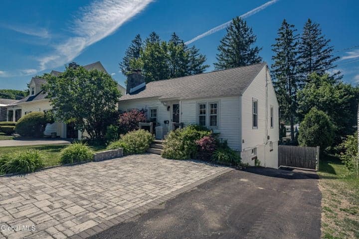 11 Wooster Street, Gloversville, NY
