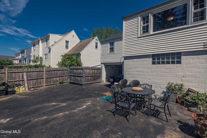 11 Wooster Street, Gloversville, NY, photo 3