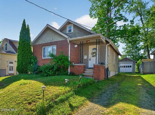 30 Fern Avenue, Colonie, NY, photo 2