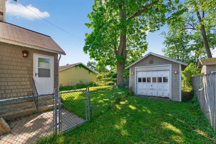 30 Fern Avenue, Colonie, NY, photo 3