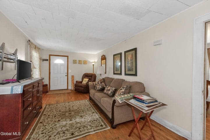 30 Fern Avenue, Colonie, NY, photo 5