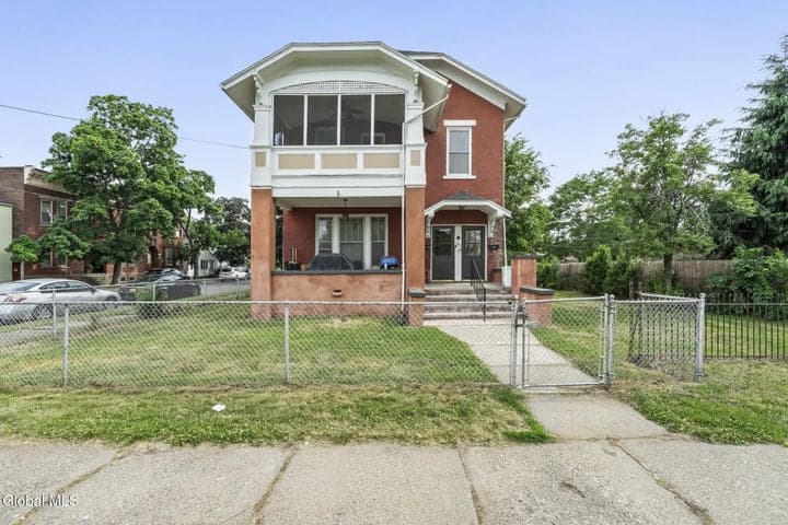 300 16th Street, Watervliet, NY