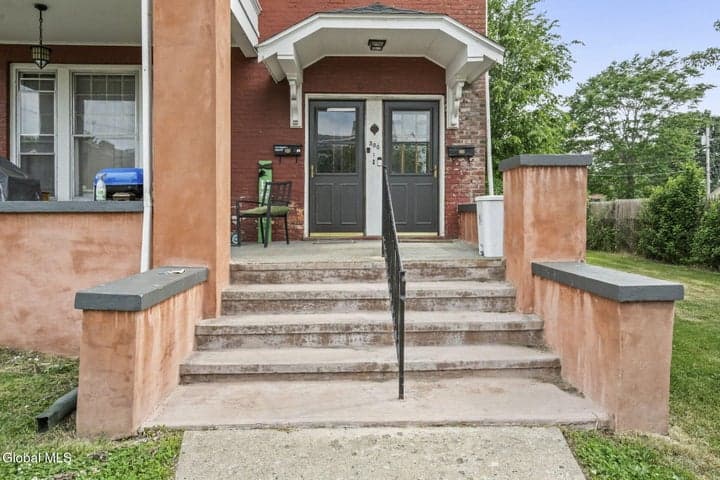 300 16th Street, Watervliet, NY, photo 4