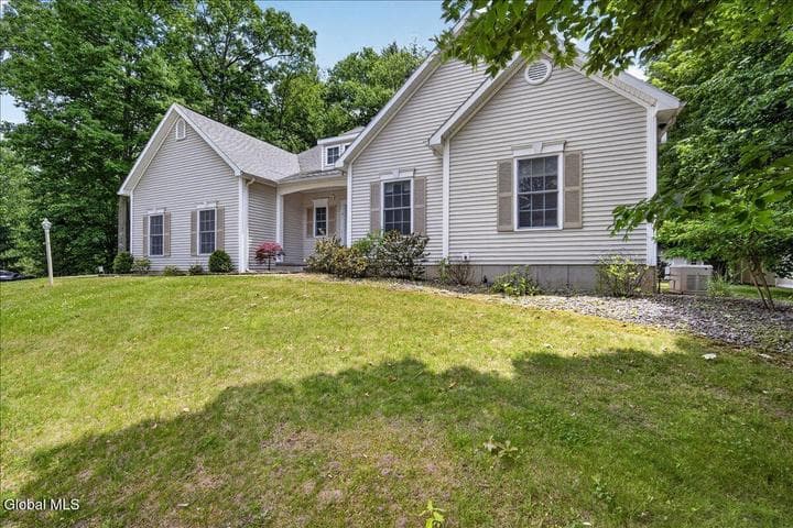 4 Dorothy Lane, Glenville, NY, photo 2