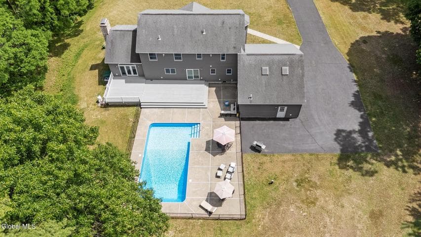 28 Victorian Drive, Poestenkill, NY, photo 4