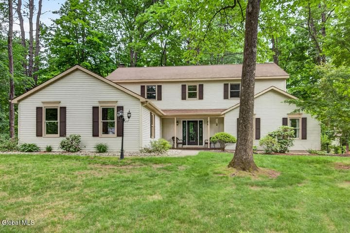 26 Knollwood Drive, Wilton, NY, photo 1