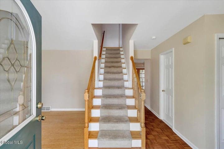 11 Bain Drive, Bethlehem, NY, photo 5