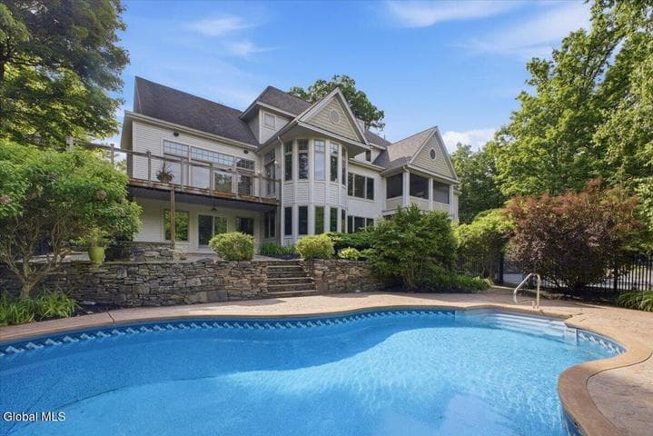 6 Cherry Tree Lane, Saratoga Springs, NY, photo 4
