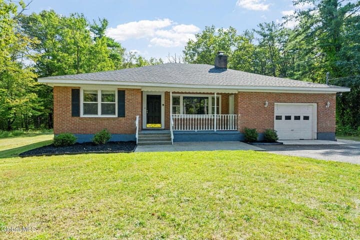 367 Closson Road, Glenville, NY, photo 3
