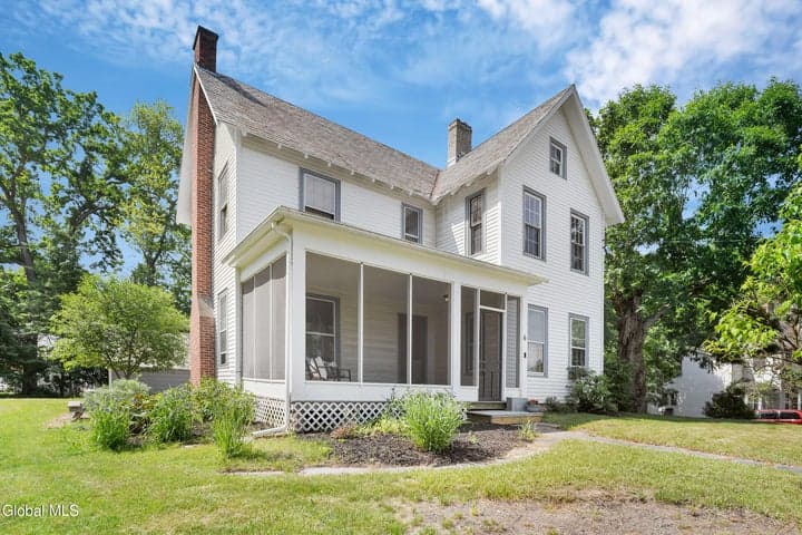 6 Grove Street, Bethlehem, NY, photo 1