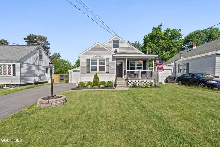 1312 Trinity Avenue, Rotterdam, NY